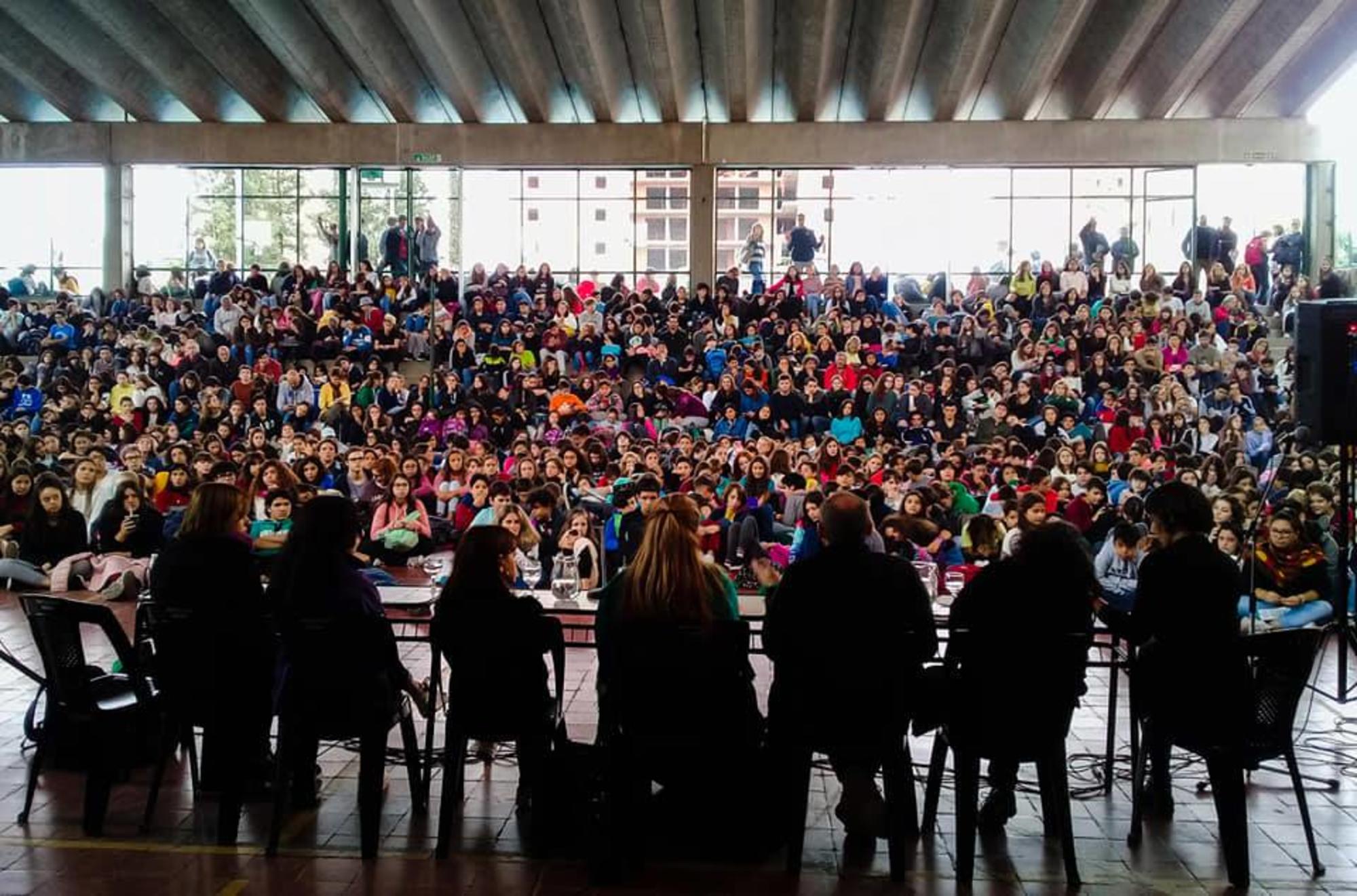 Una de las ponencias del I Encuentro Internacional: derechos lingüísticos como derechos humanos, celebrado en Argentina